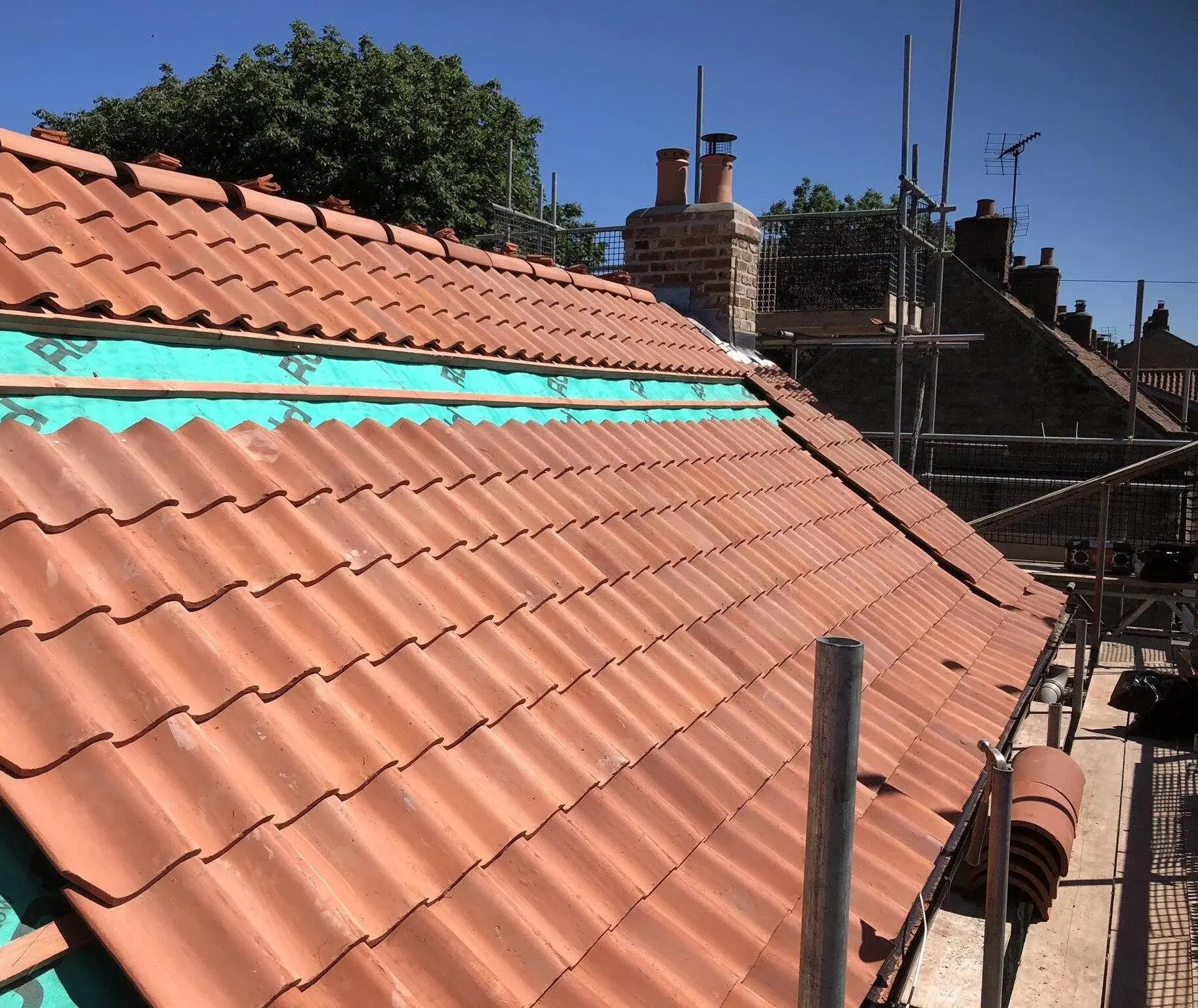 Roofers in Newham